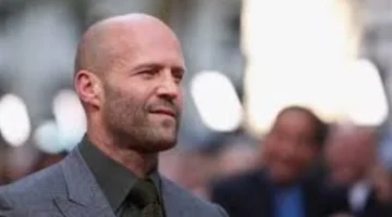 ثنائي مثير.. جيسون ستاثام وريك رومان وو يعدون بتشويق ‘Shelter’